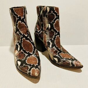 Nine West Boots Womens 9 M Bryson Ankle Booties Snakeskin Leather Pointed Toe